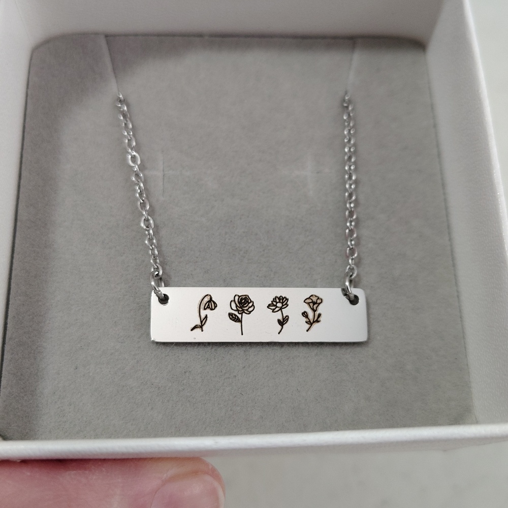Brand New Silver Tone Floral Bar Necklace With Extender
